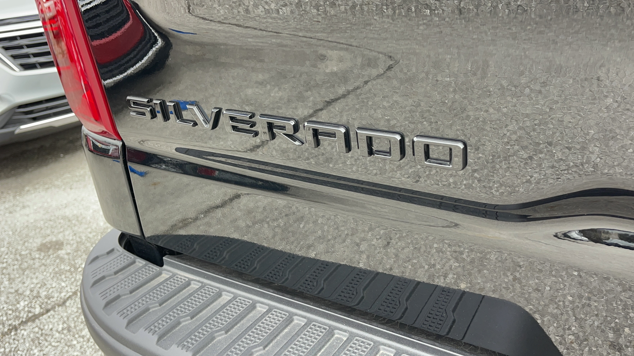 2023 Chevrolet Silverado 1500 ZR2 12