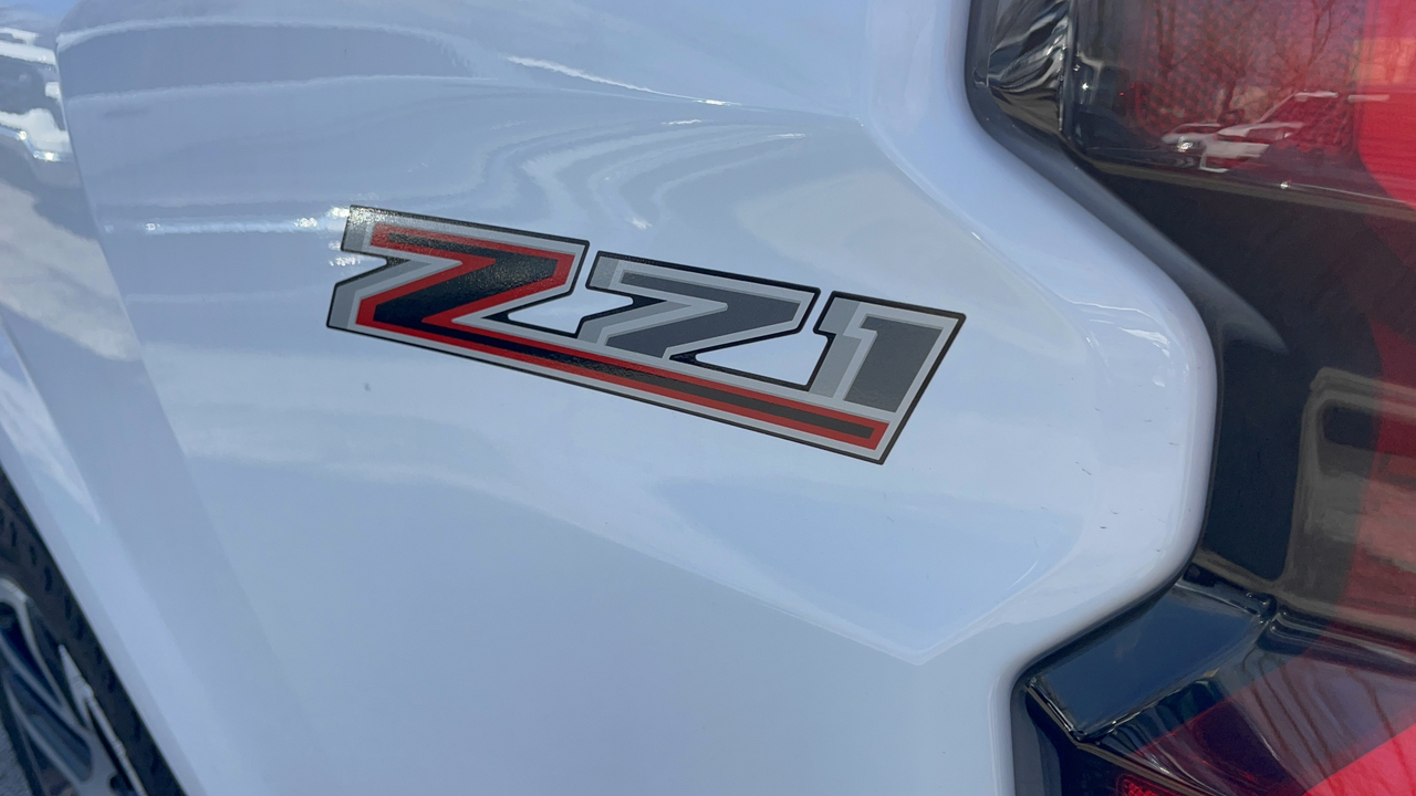 2023 Chevrolet Colorado Z71 13