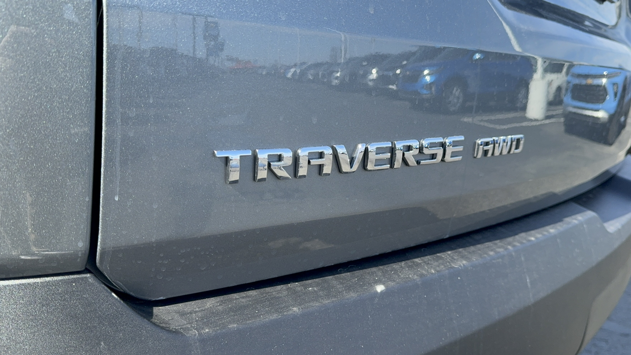 2023 Chevrolet Traverse  9