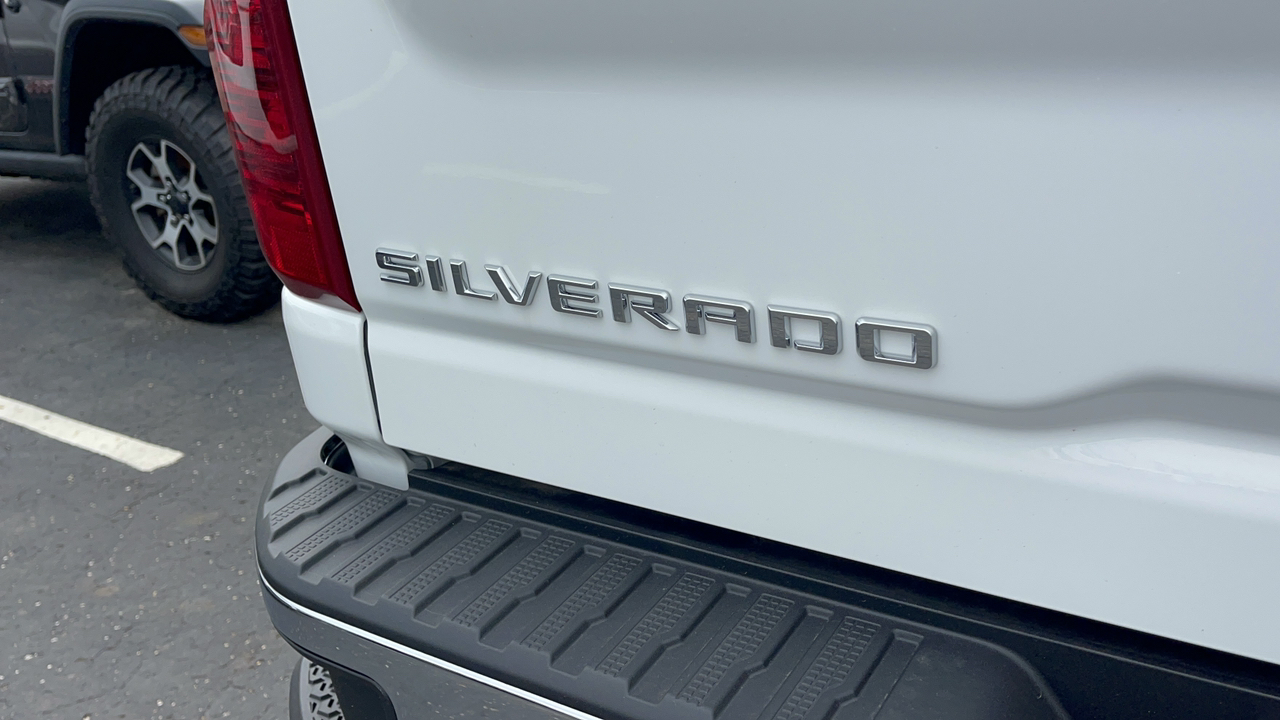 2024 Chevrolet Silverado 2500HD LT 12