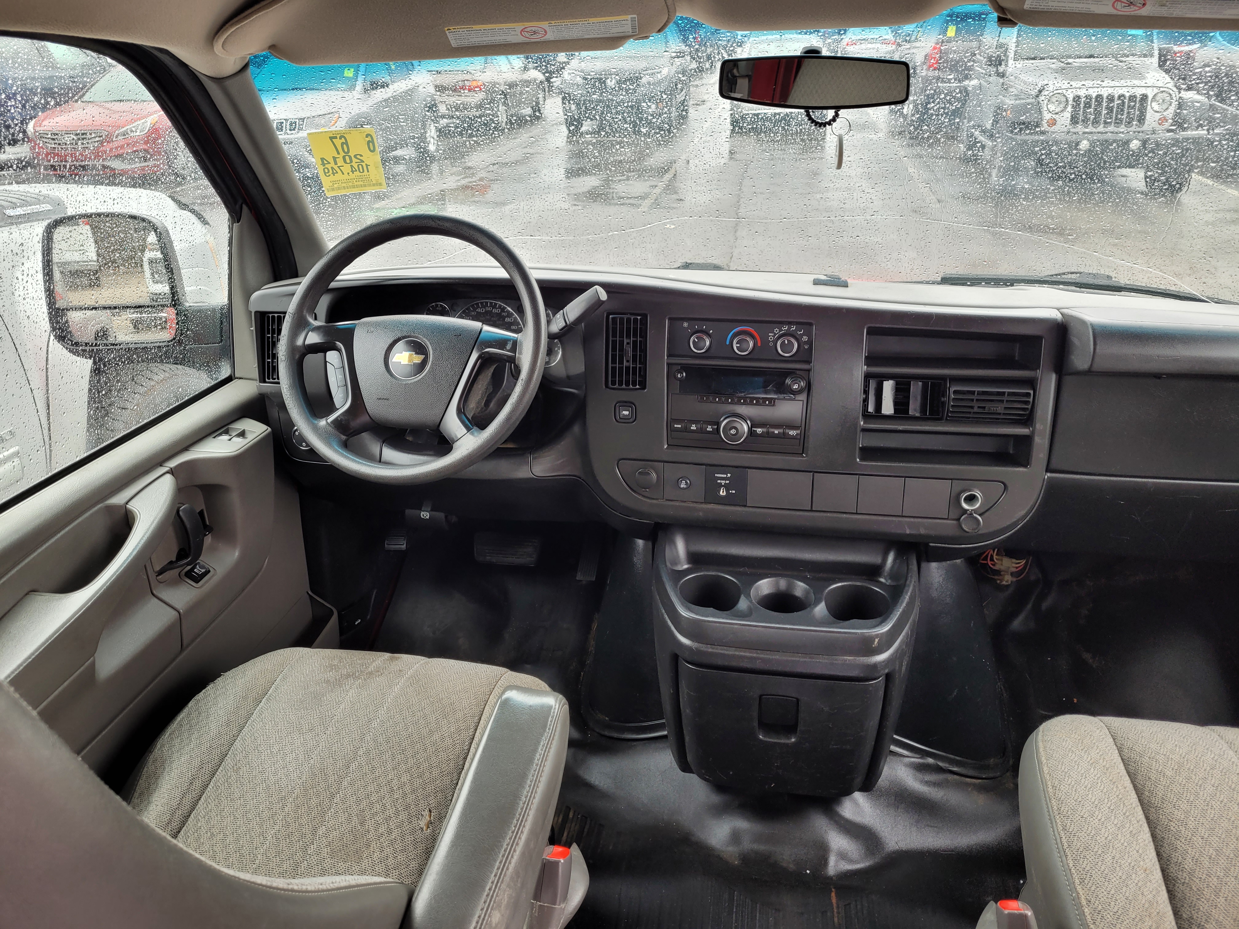 2014 Chevrolet Express 2500 Work Van 14