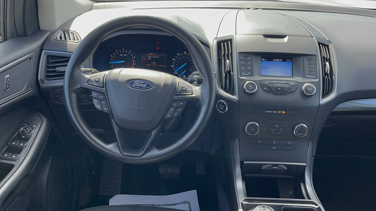2019 Ford Edge SE 13
