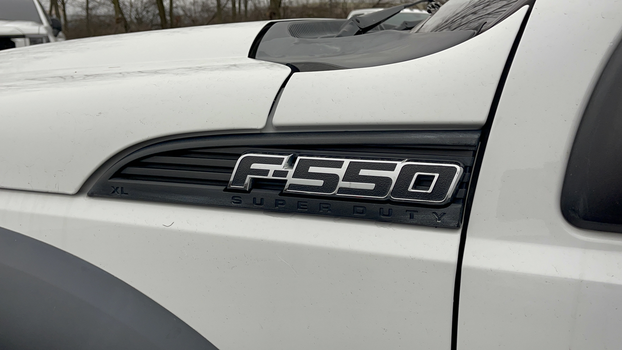 2015 Ford F-550SD XL FLATBED 41