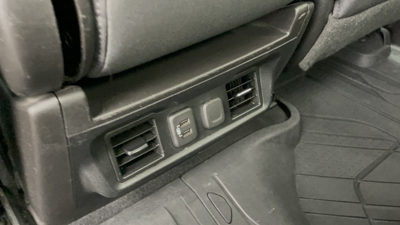 2019 Chevrolet Silverado 1500 LT 19