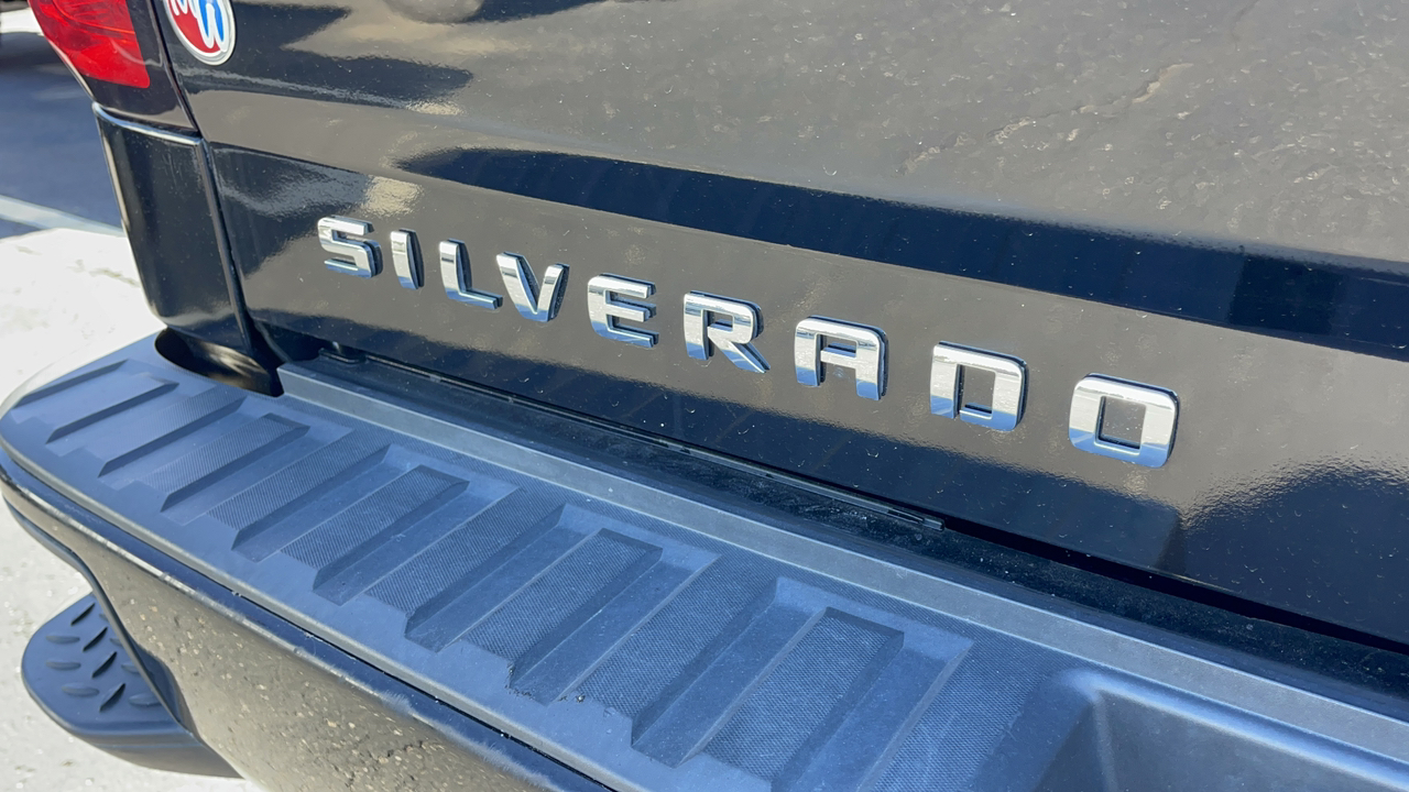 2019 Chevrolet Silverado 1500 LD Silverado Custom 12