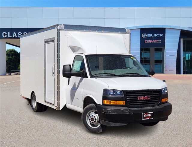 2023 GMC Savana 3500 Work Van 1