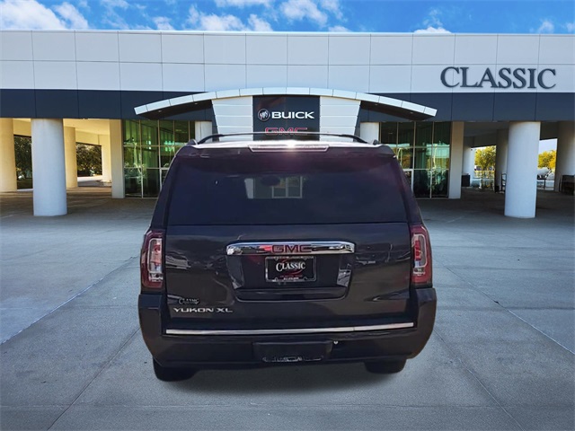 2016 GMC Yukon XL Denali 7