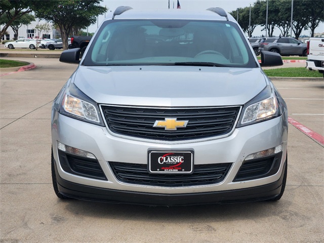 2017 Chevrolet Traverse LS 2