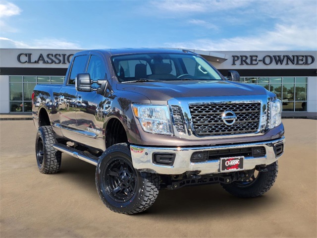 2018 Nissan Titan XD SV 1