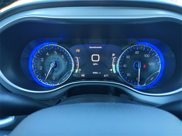 2019 Chrysler Pacifica Touring L 11