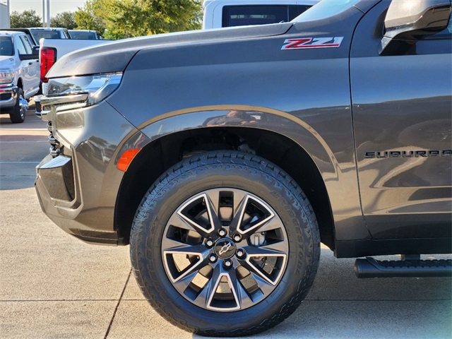 2021 Chevrolet Suburban Z71 12