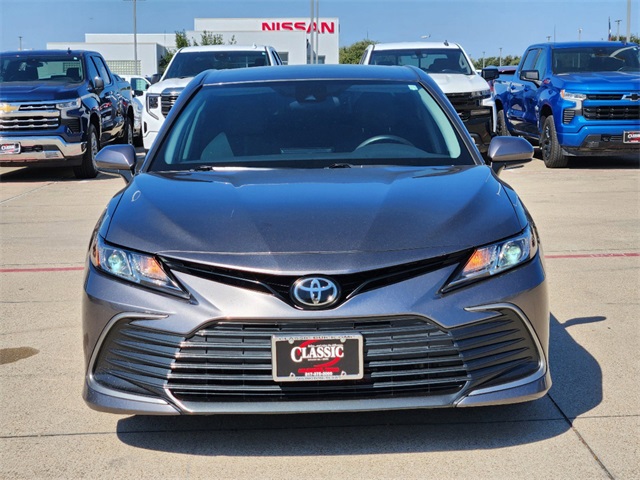 2021 Toyota Camry LE 2