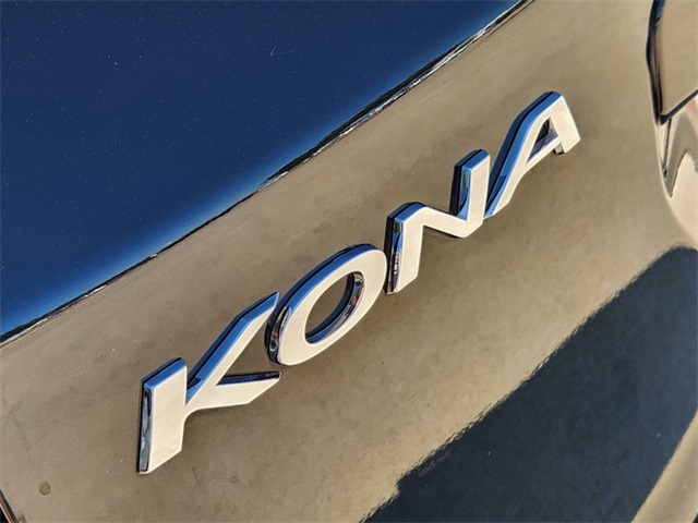 2021 Hyundai Kona SE 11