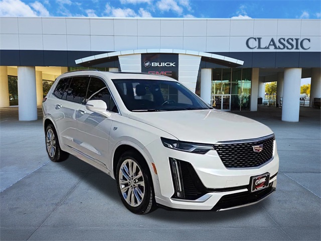 2021 Cadillac XT6 Premium Luxury 2