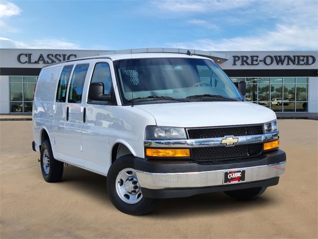 2022 Chevrolet Express 2500 Work Van 1