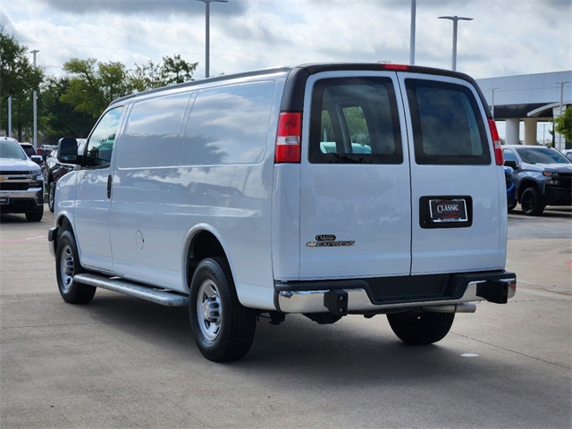 2022 Chevrolet Express 2500 Work Van 5