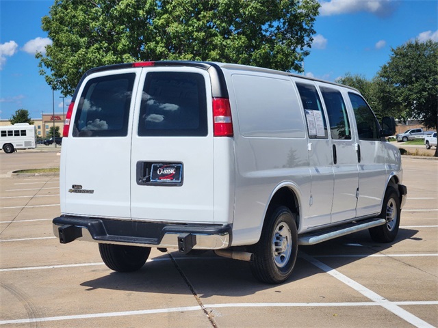 2022 Chevrolet Express 2500 Work Van 7