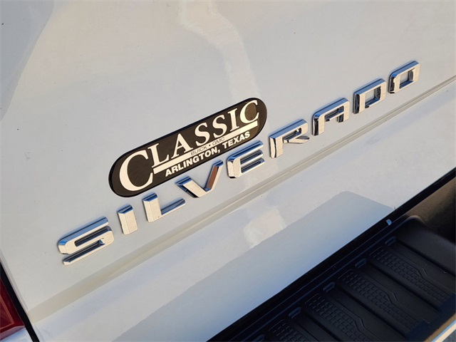 2022 Chevrolet Silverado 1500 WT 11