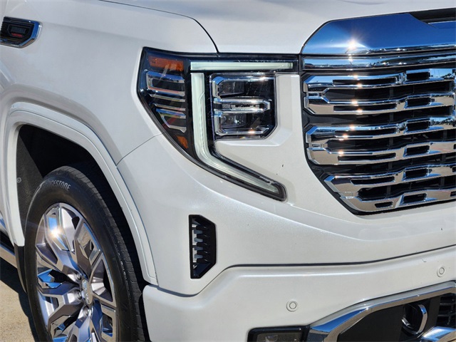 2022 GMC Sierra 1500 Denali 8