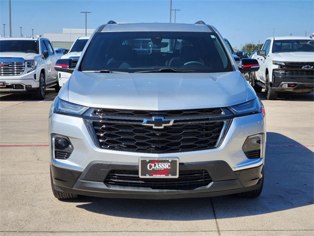 2022 Chevrolet Traverse Premier 2