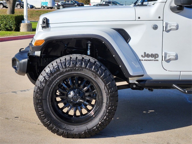 2022 Jeep Gladiator Overland 8