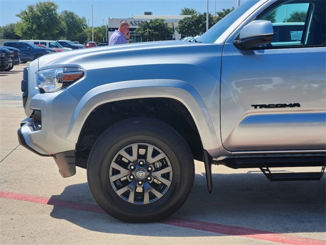 2022 Toyota Tacoma  11