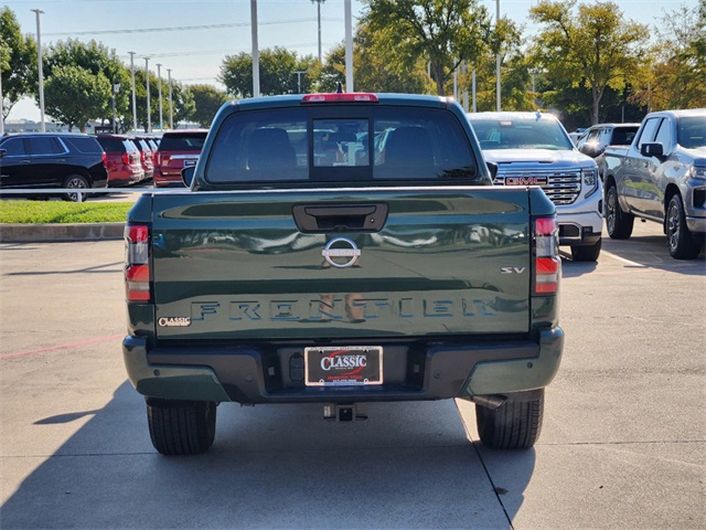 2022 Nissan Frontier SV 6