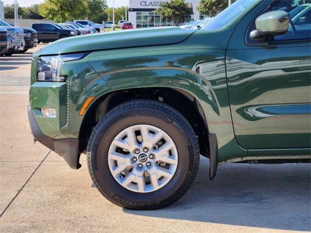 2022 Nissan Frontier SV 12