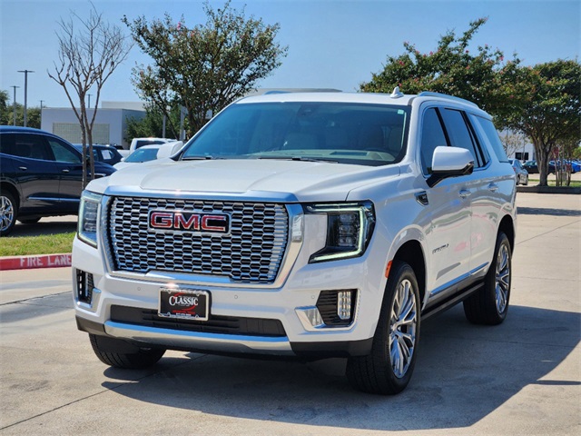 2022 GMC Yukon Denali 3