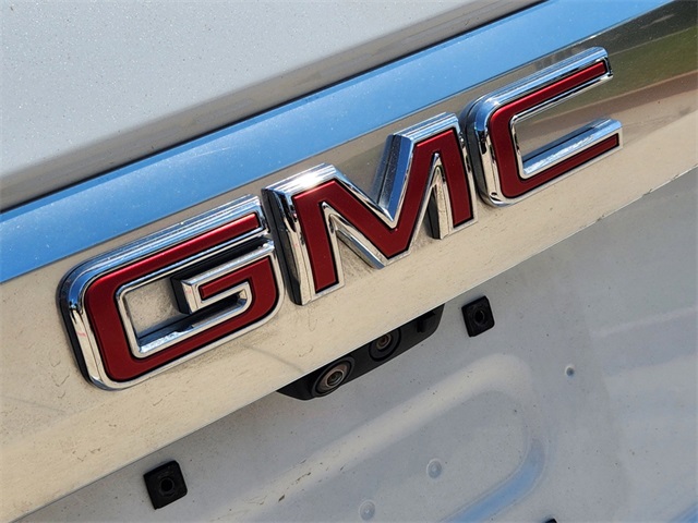 2022 GMC Yukon Denali 11