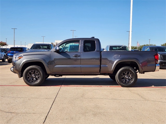 2022 Toyota Tacoma SR5 4