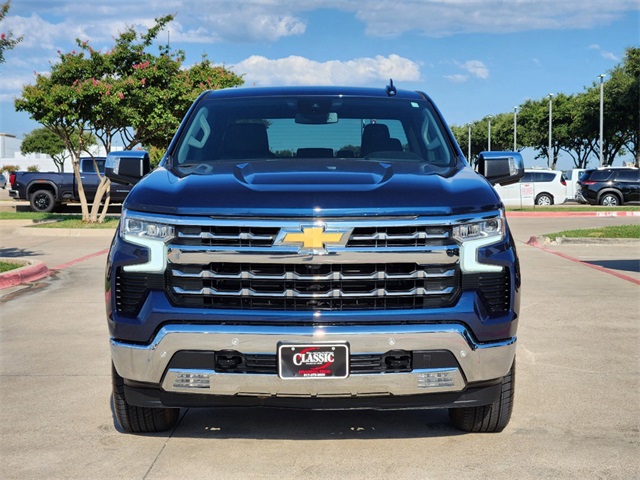 2023 Chevrolet Silverado 1500 LTZ 2