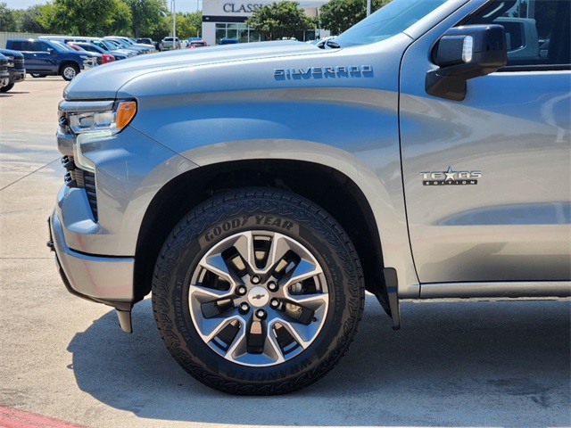 2023 Chevrolet Silverado 1500 RST 13