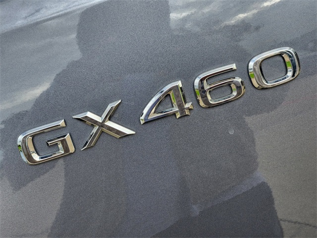 2023 Lexus GX 460 10