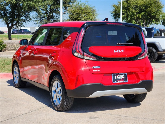 2023 Kia Soul LX 5