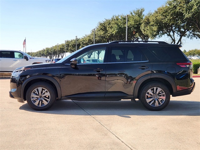 2023 Nissan Pathfinder SV 4