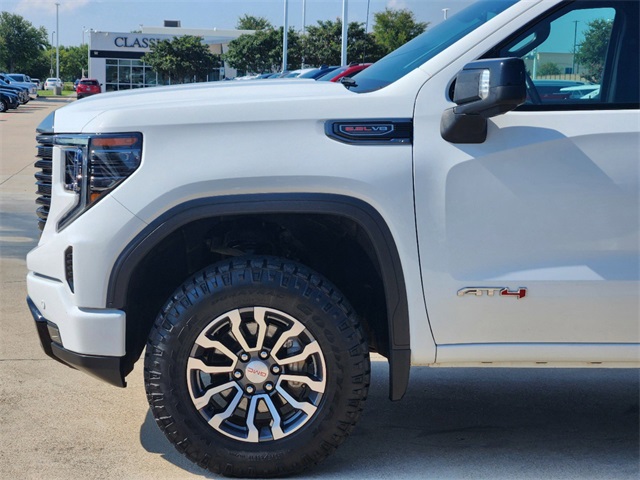 2023 GMC Sierra 1500 AT4 11