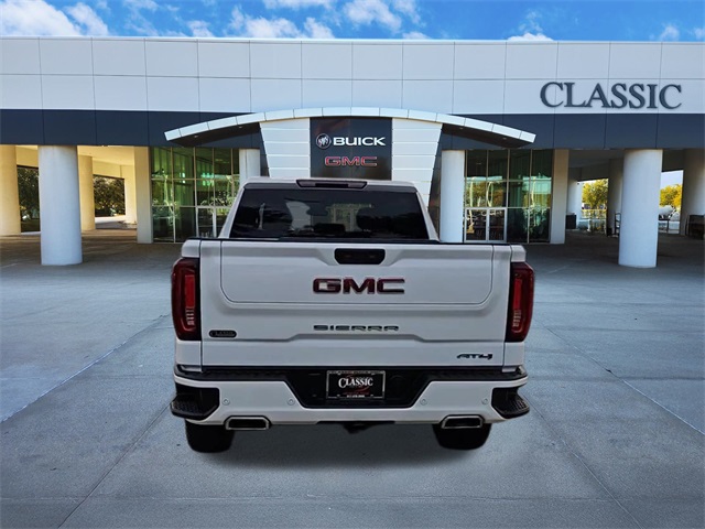 2023 GMC Sierra 1500 AT4 7