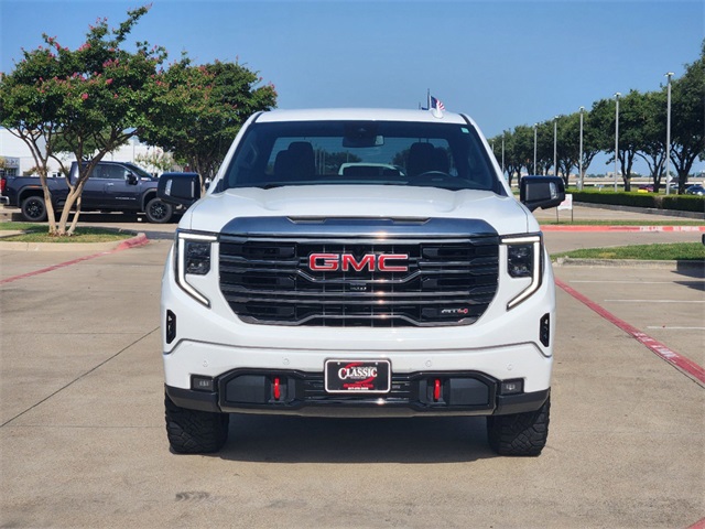 2023 GMC Sierra 1500 AT4 2