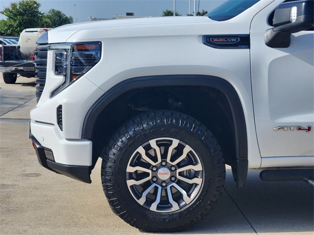 2023 GMC Sierra 1500 AT4 9