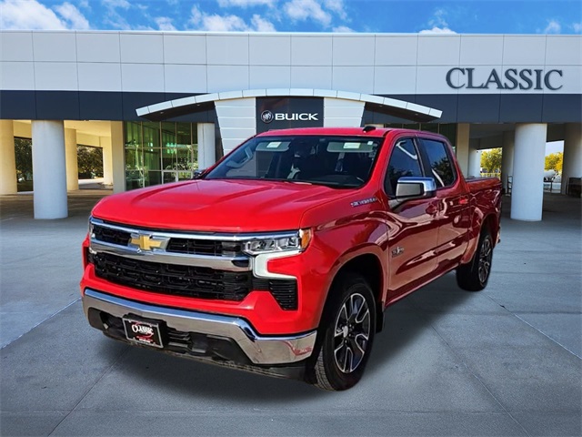 2023 Chevrolet Silverado 1500 LT 3