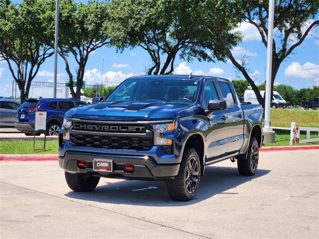 2023 Chevrolet Silverado 1500 Custom Trail Boss 3