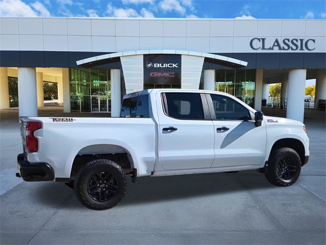 2023 Chevrolet Silverado 1500 LT Trail Boss 8