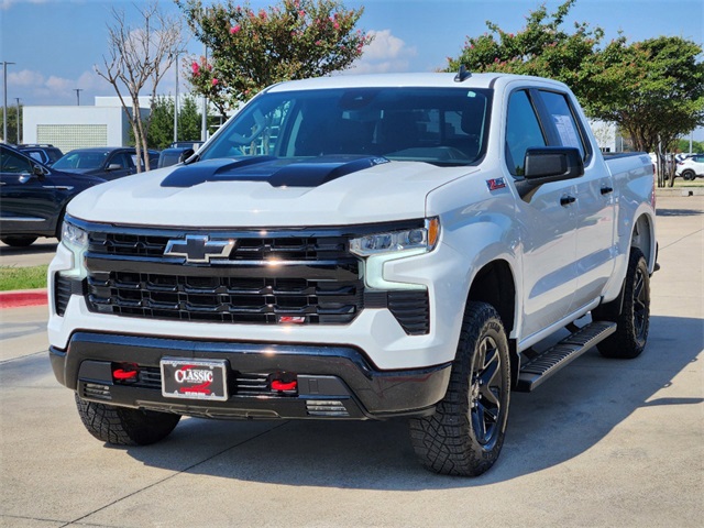 2023 Chevrolet Silverado 1500 LT Trail Boss 3