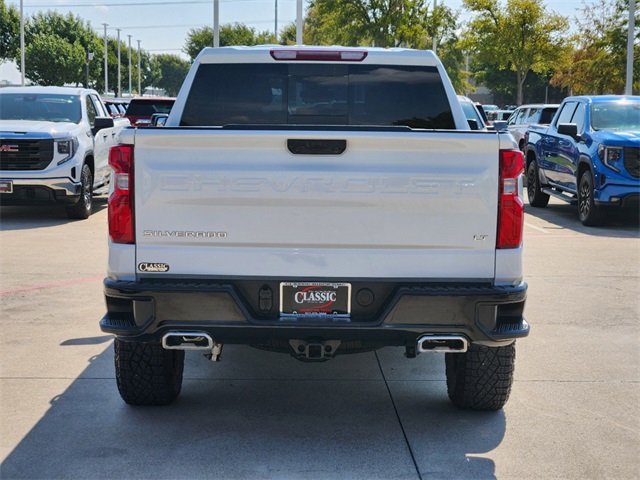 2023 Chevrolet Silverado 1500 LT Trail Boss 6