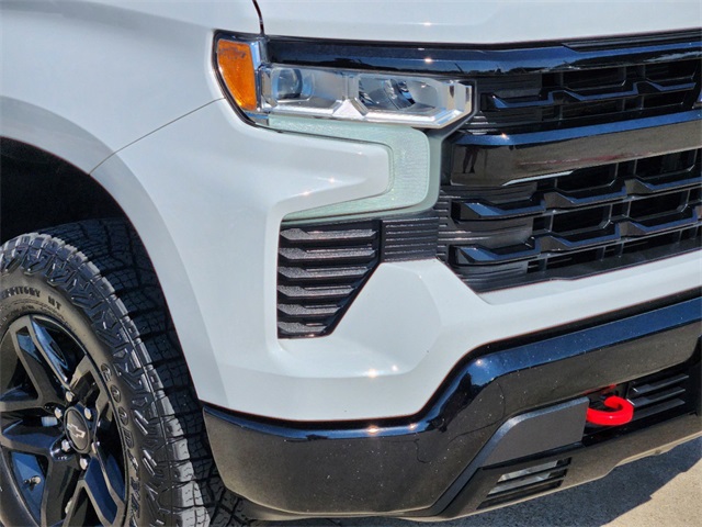 2023 Chevrolet Silverado 1500 LT Trail Boss 8