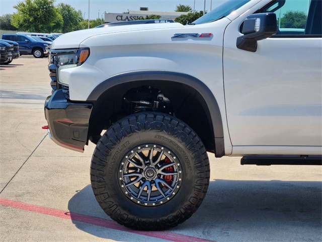 2023 Chevrolet Silverado 1500 ZR2 12