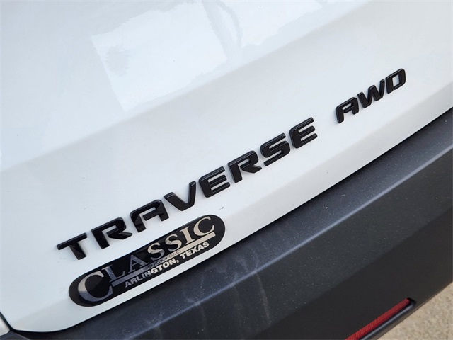 2023 Chevrolet Traverse RS 11