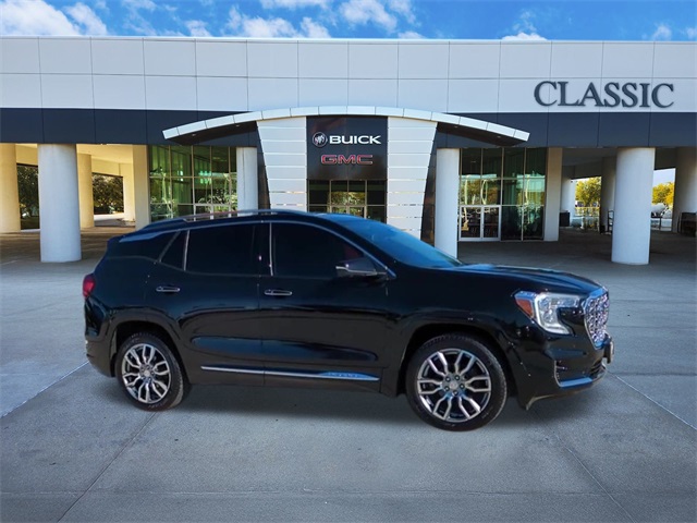 2023 GMC Terrain Denali 2