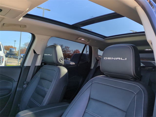 2023 GMC Terrain Denali 19